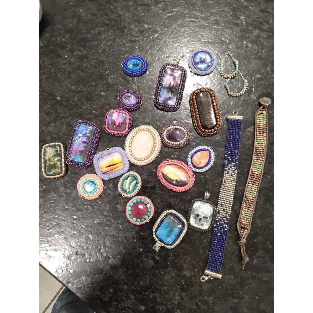 Handmade Beaded Cabochon Jewelry Lot – Pendants, Charms & Bracelets‎ (Mixed)